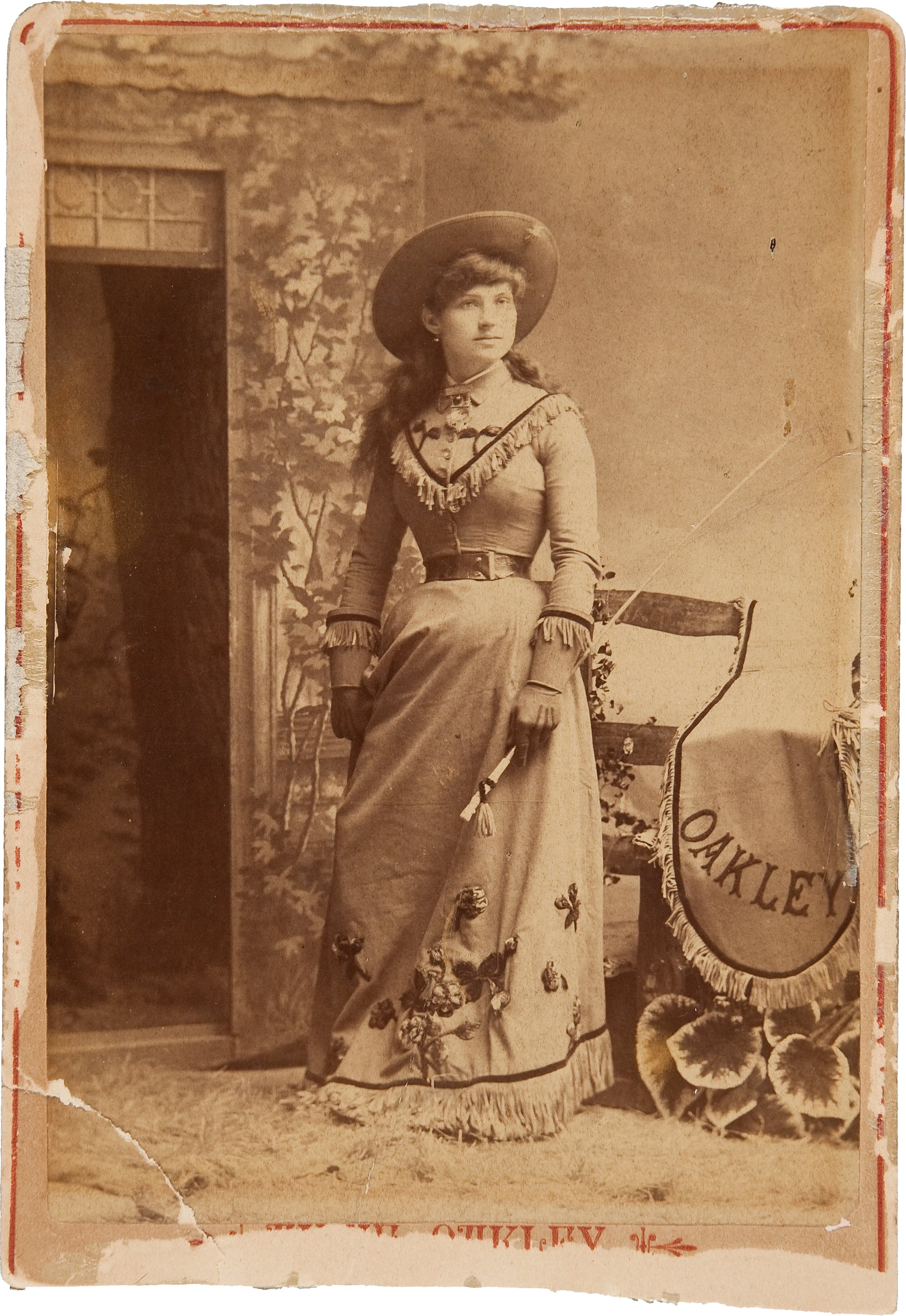 Annie Oakley, 1886 – costume cocktail